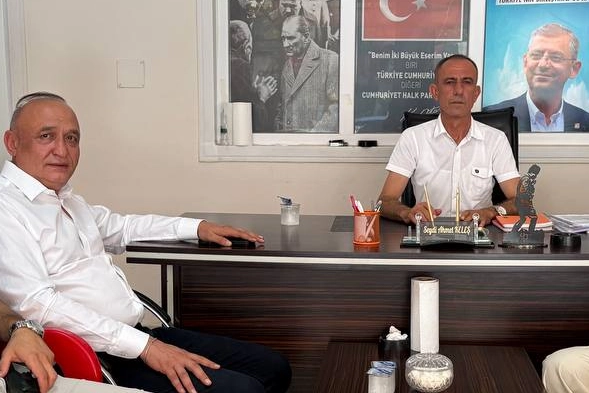 Gaziantep'te Yeni Partili Vekile 'Yeni' Başkan'dan bı&ccedil;aklı saldırı!