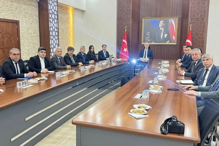 Batman İl&ccedil;e Milli Eğitim M&uuml;d&uuml;rleri eğitimi Kozluk'ta değerlendirdi