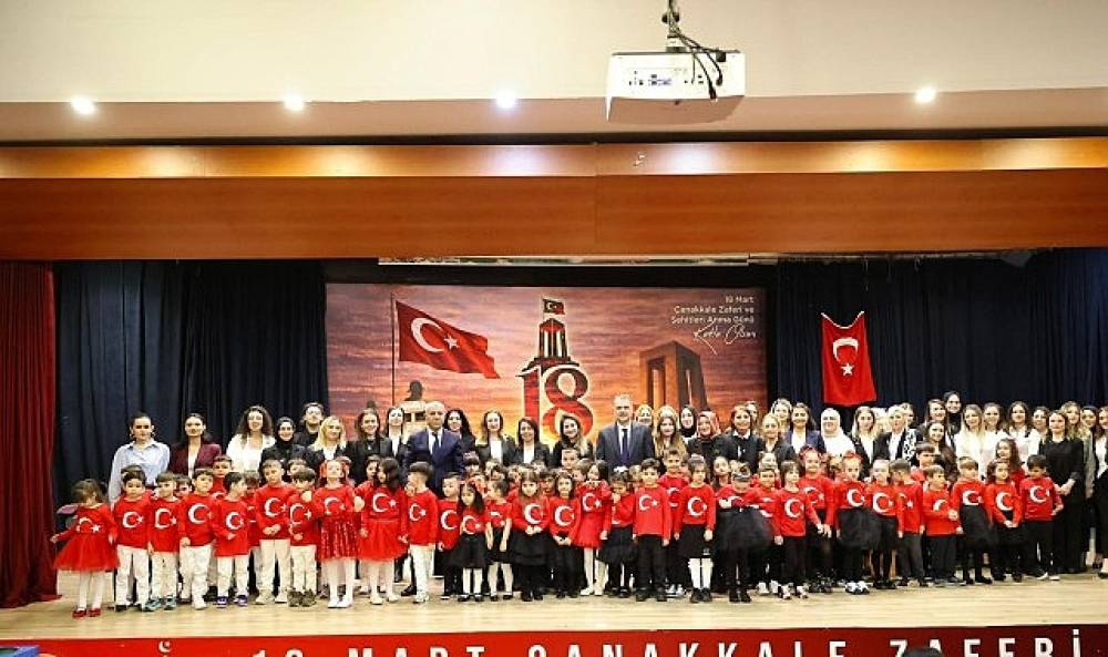 &Ccedil;anakkale Zaferi Bayrampaşa'da t&ouml;renle kutlandı