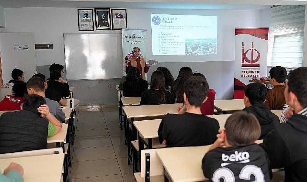 Ke&ccedil;i&ouml;ren'de &ouml;ğrencilere &ccedil;evre ve sıfır atık eğitimi