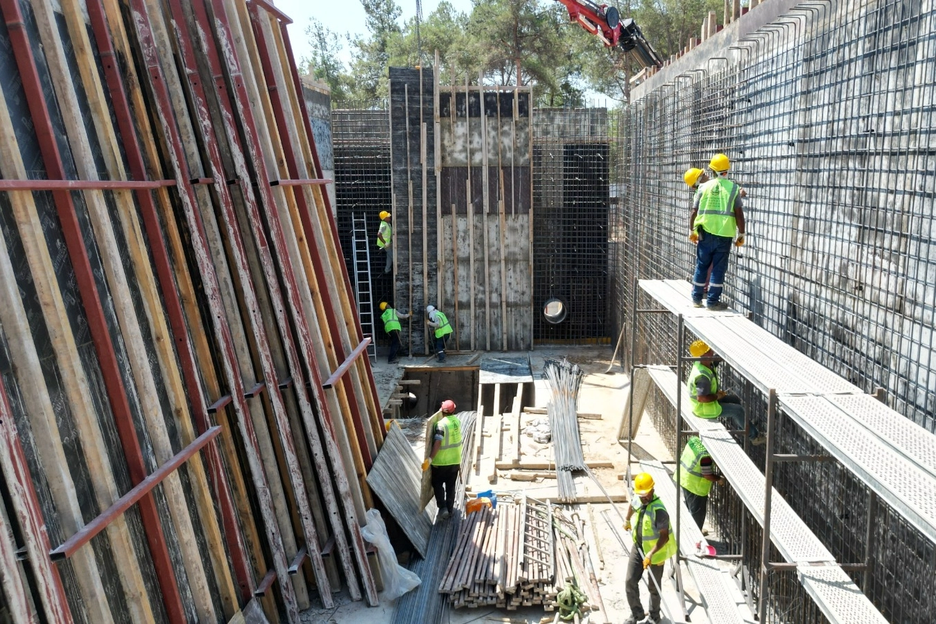 Bursa B&uuml;y&uuml;kşehir&rsquo;den Demirtaş&rsquo;a 10 bin metrek&uuml;pl&uuml;k yeni su deposu