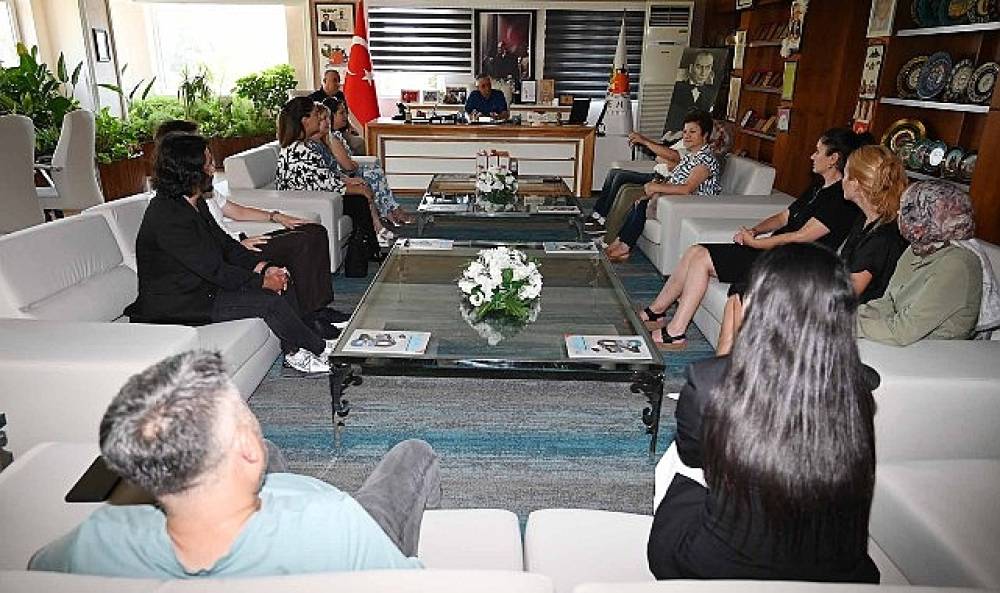 &Ouml;ğretmenlerden Başkan Topaloğlu'na ziyaret
