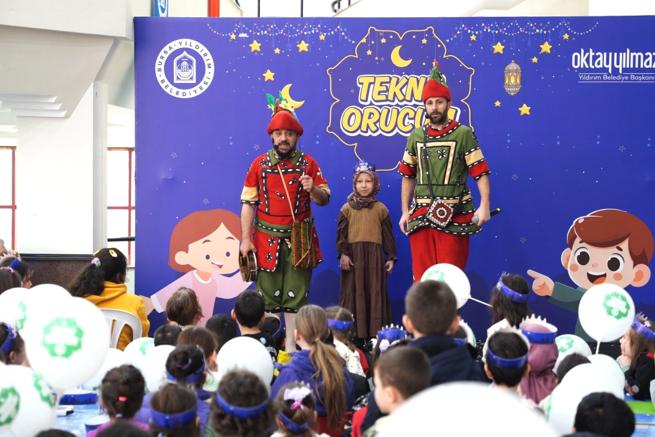 Bursa Yıldırım'da minikler i&ccedil;in iftar vakti