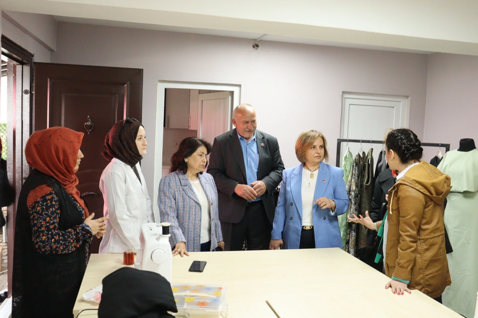 &Ccedil;ubuklubala&rsquo;daki İZMEK kursiyerlerinden belediyeye teşekk&uuml;r