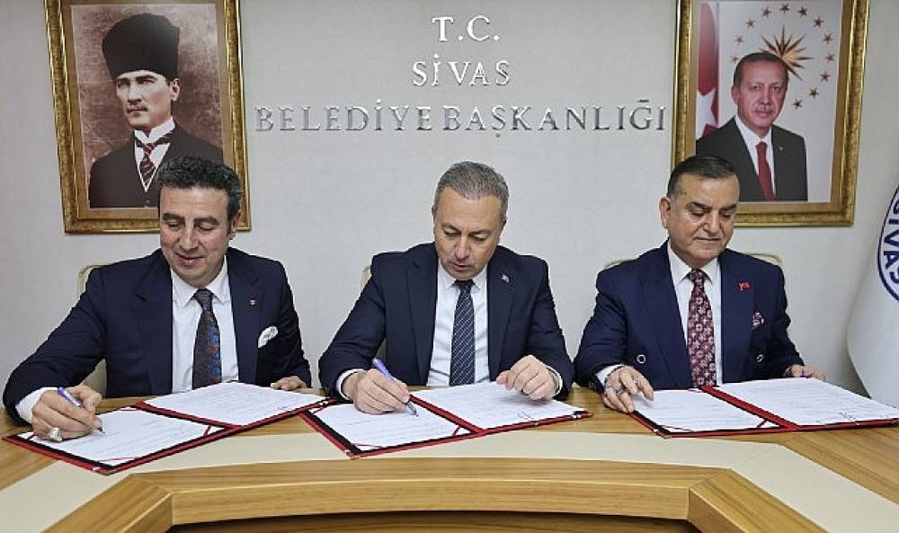 Sivas Esnafına Yakışacak Yeni Hizmet Binası İ&ccedil;in İmzalar Atıldı