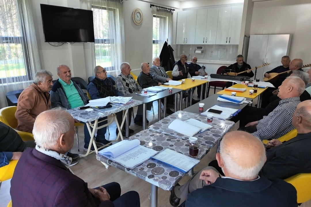 Kayseri Emekliler Kafeteryası'na b&uuml;y&uuml;k ilgi