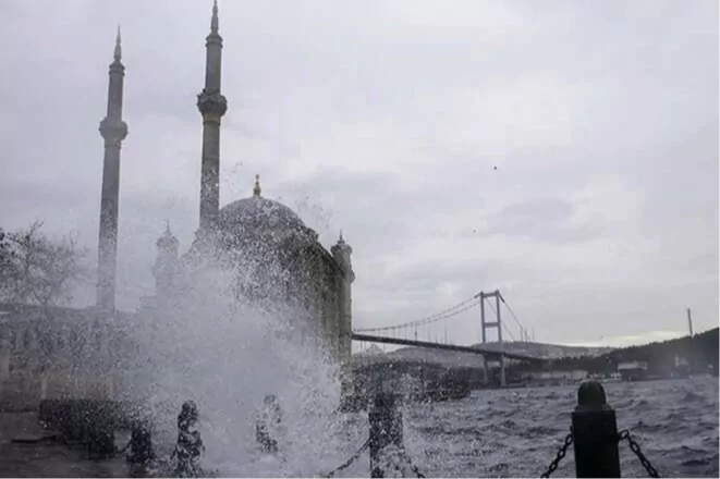Meteoroloji'den 7 b&ouml;lgede kuvvetli yağış ve r&uuml;zgar uyarısı