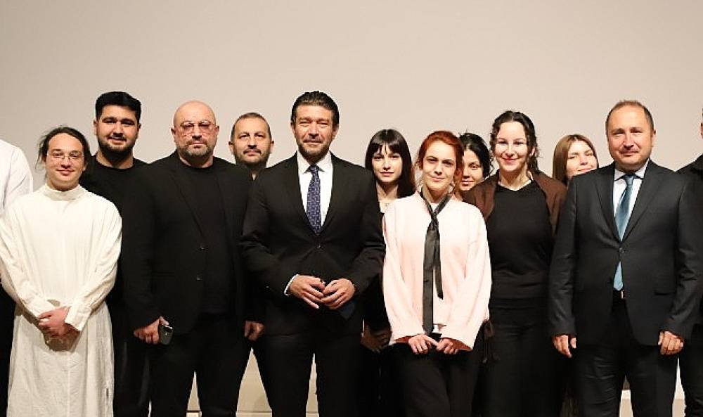 Devlet Tiyatroları Genel M&uuml;d&uuml;r Yardımcısı Emre Başer'den İzmir Bakır&ccedil;ay &Uuml;niversitesine Ziyaret