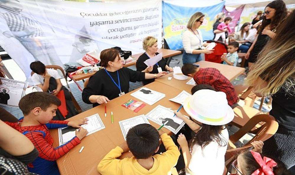 Efes Selçuk'ta 23 Nisan Çocuk Şenliği ile kutlandı 