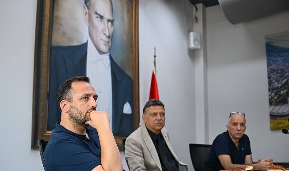 Tekstil M&uuml;hendisi Belediye Başkanı MTK Sitesi'nin nabzını tuttu