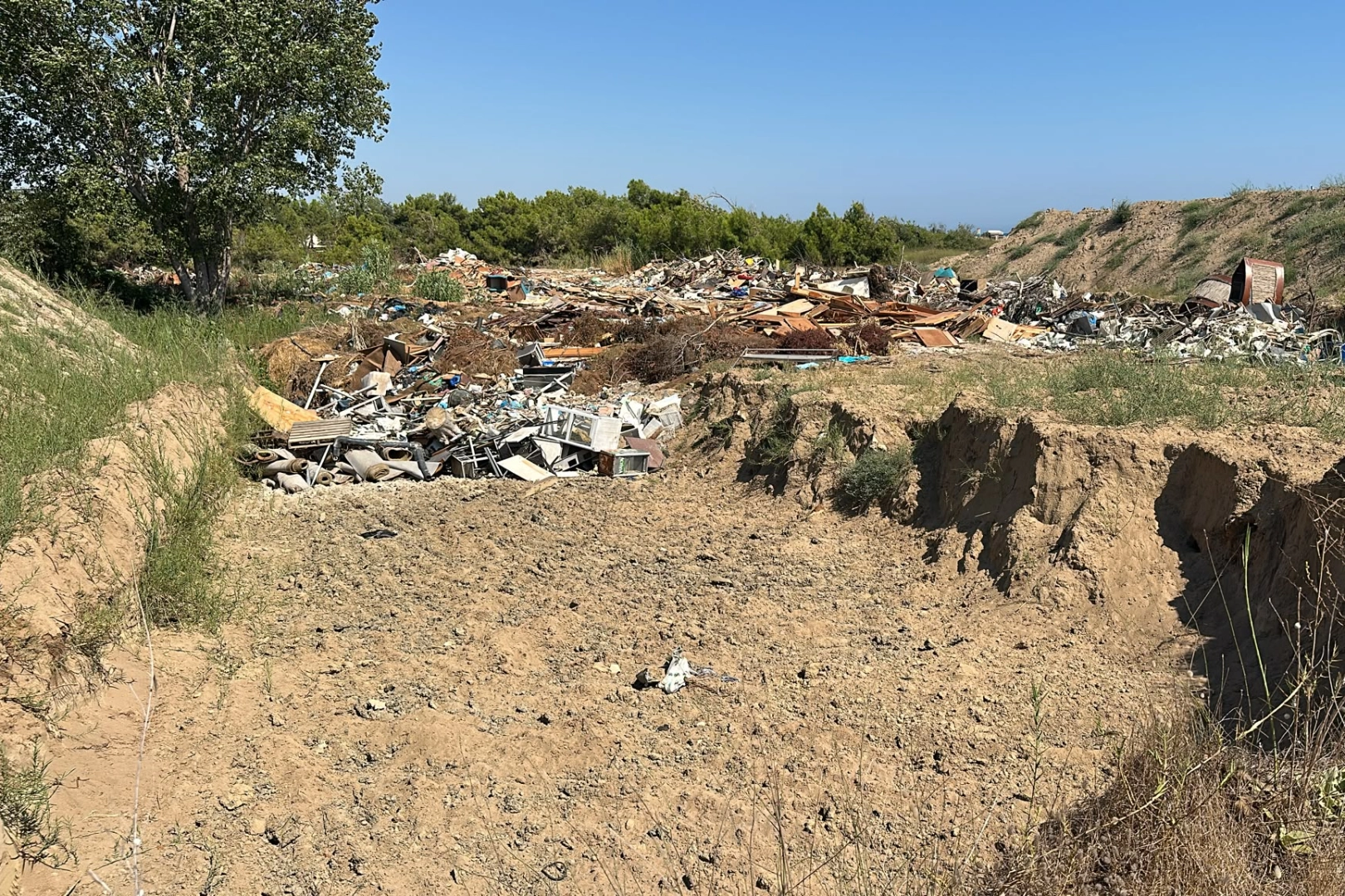 Antalya'da &ccedil;evre kirliliğine neden olan otele milyon liralık ceza