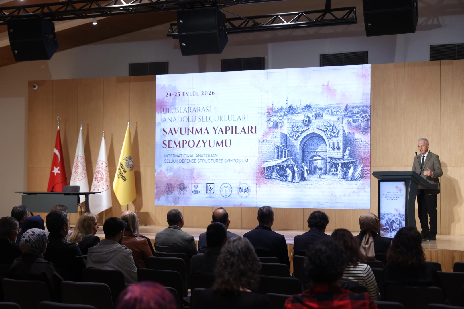 Konya&rsquo;da Uluslararası Sel&ccedil;uklu Savunma Yapıları Sempozyumu başladı