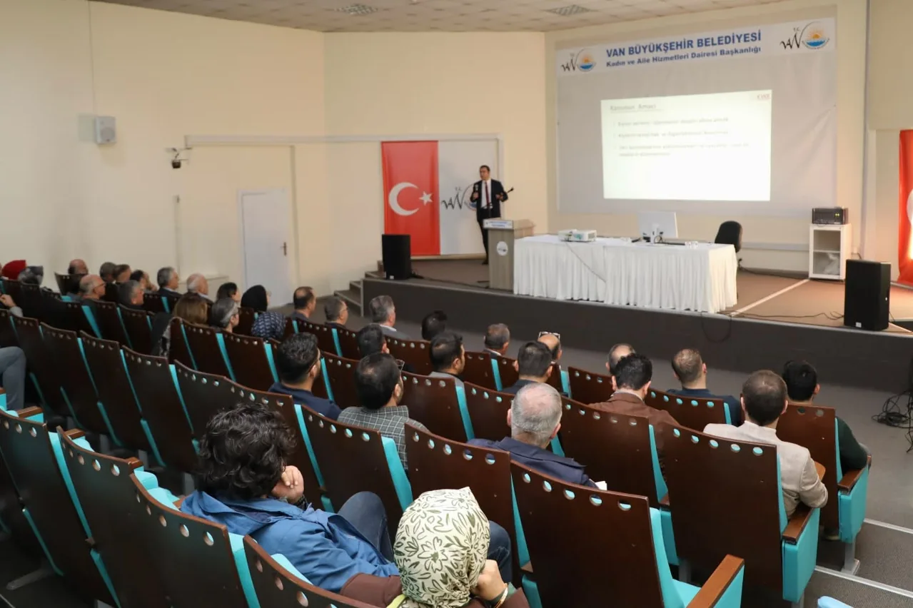 Belediye personeline kişisel veri g&uuml;venliği eğitimi