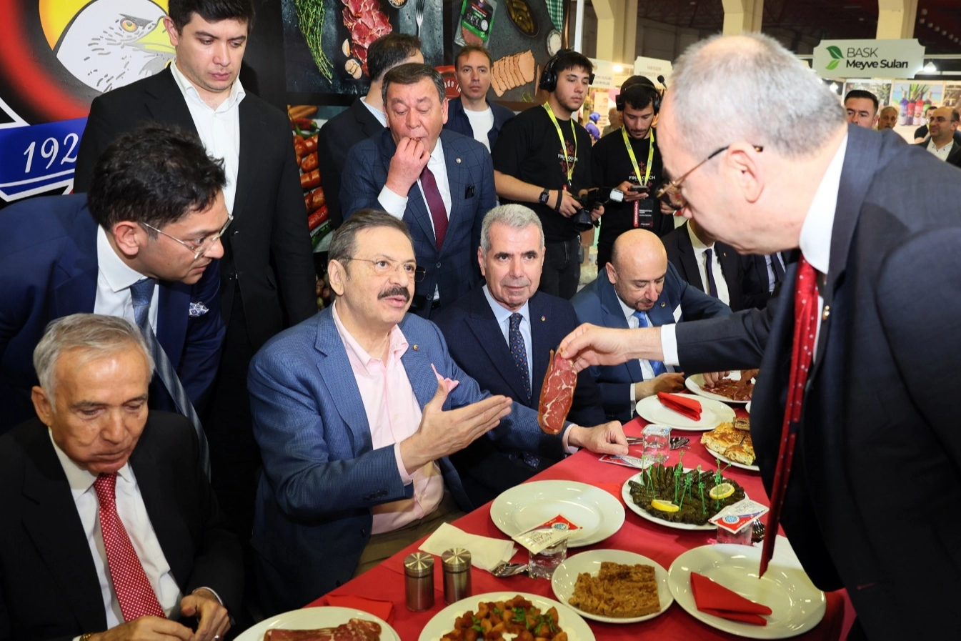 Kayseri pastırmasının &uuml;n&uuml; ta&ccedil;landı