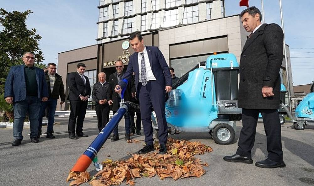 Manisa'nın Temizliğini 'Fil' Yapacak