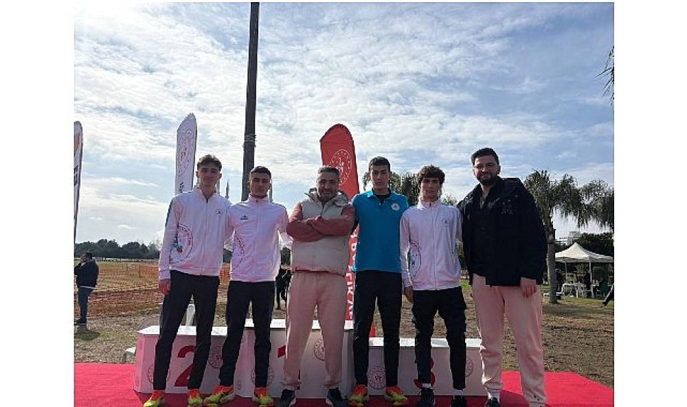 Dev Kul&uuml;pler Geride Kaldı, Final &Ouml;ncesi Liderlik Geldi