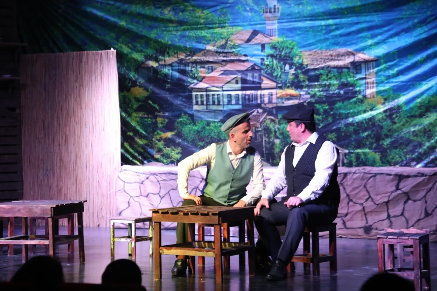 Bursa İneg&ouml;l'de 27 Mart &ldquo;Komşu K&ouml;y&uuml;n Delisi&rdquo; ile kutlandı