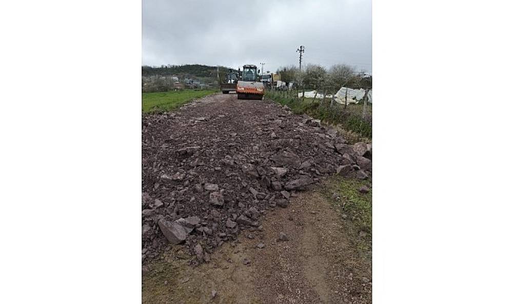 B&uuml;y&uuml;kşehir'den bozulan yollara hızlı m&uuml;dahale