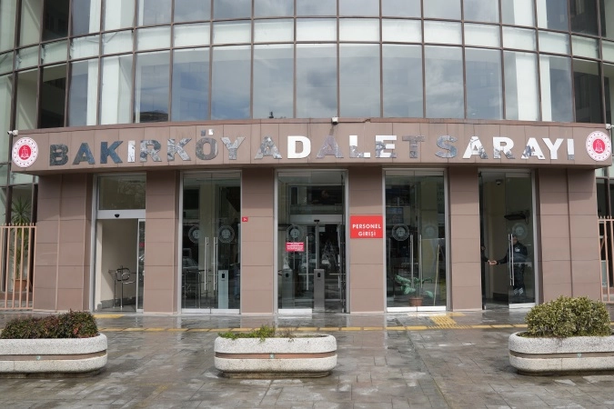 Mehmet Akif Ersoy'dan 'tahliye ve beraat vaadiyle' para isteyen 4 ş&uuml;pheliye su&ccedil;&uuml;st&uuml;