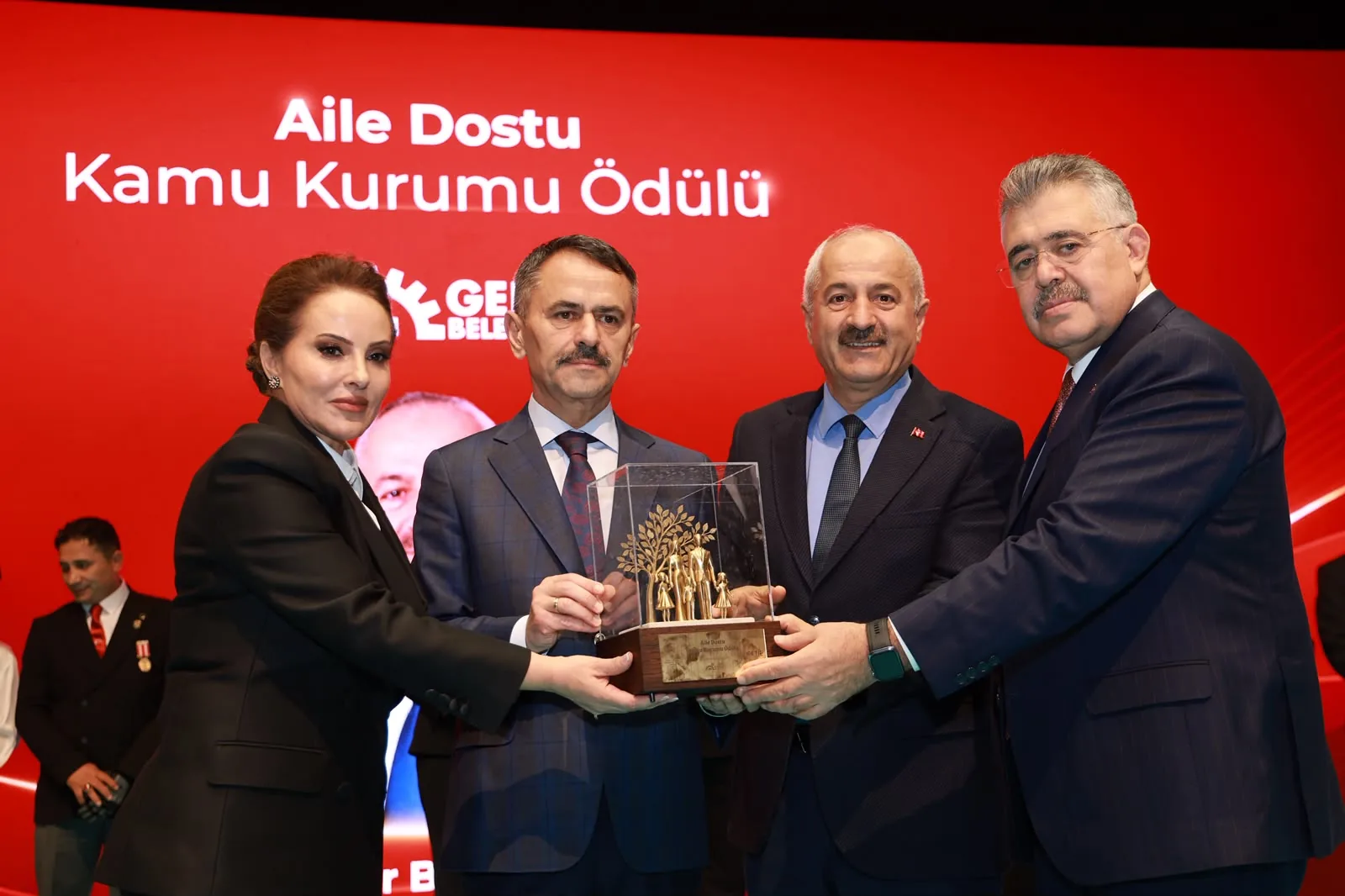 Kocaeli Gebze Belediyesi&rsquo;ne Aile Dostu İşletmeler &Ouml;d&uuml;l&uuml;