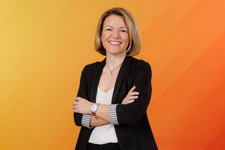 ETİ'den gen&ccedil; kızlara kariyer desteği