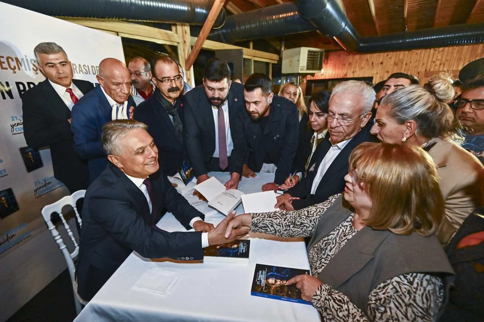 Başkan Uysal&rsquo;ın Ankara Kitap Buluşması&rsquo;na yoğun ilgi