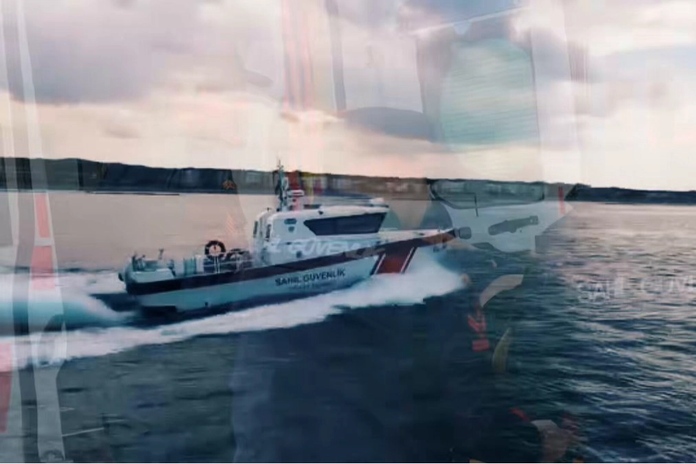 Karasu a&ccedil;ıklarında gemide fenalaşan vatandaş tahliye edildi