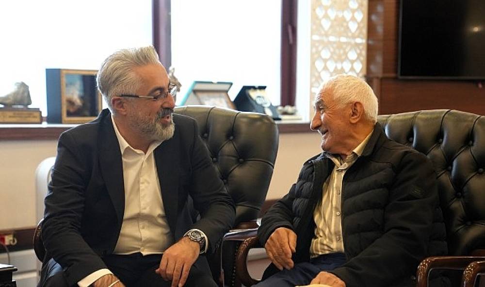 Ke&ccedil;i&ouml;ren Belediyesi'nden Bayramda Vefa ve Dayanışma &Ouml;rneği