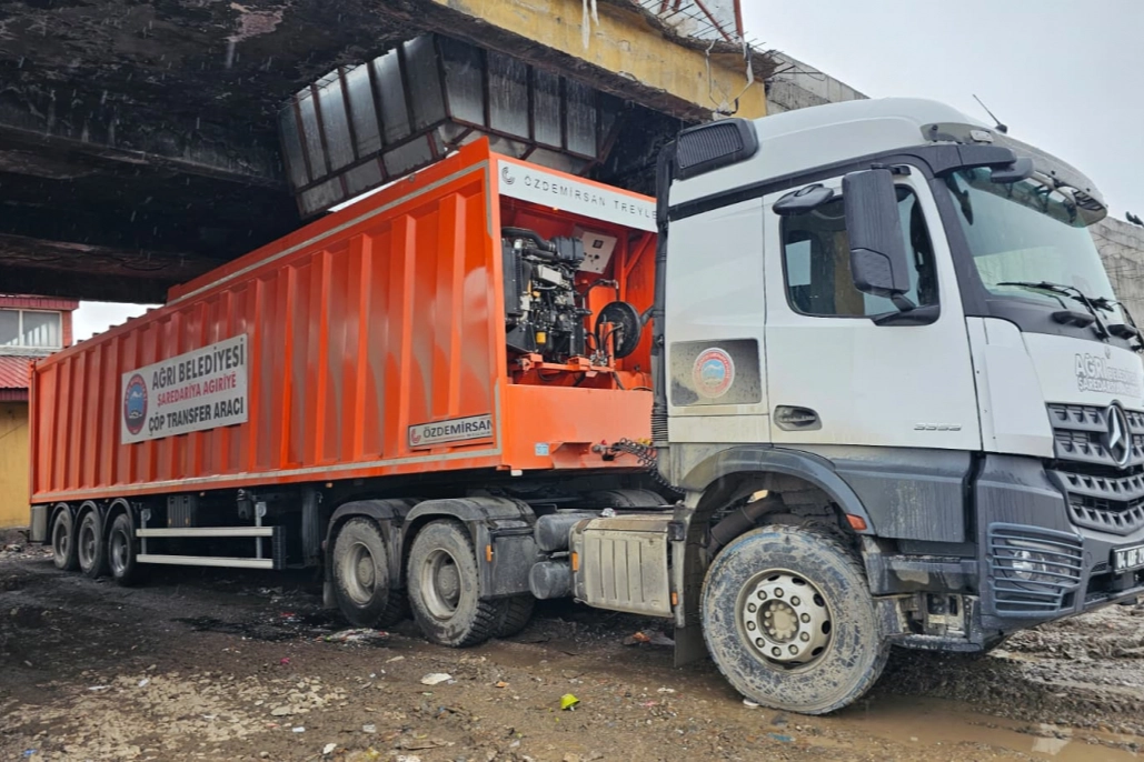 Ağrı Belediyesi'nden vahşi depolama sorununa &ccedil;&ouml;z&uuml;m