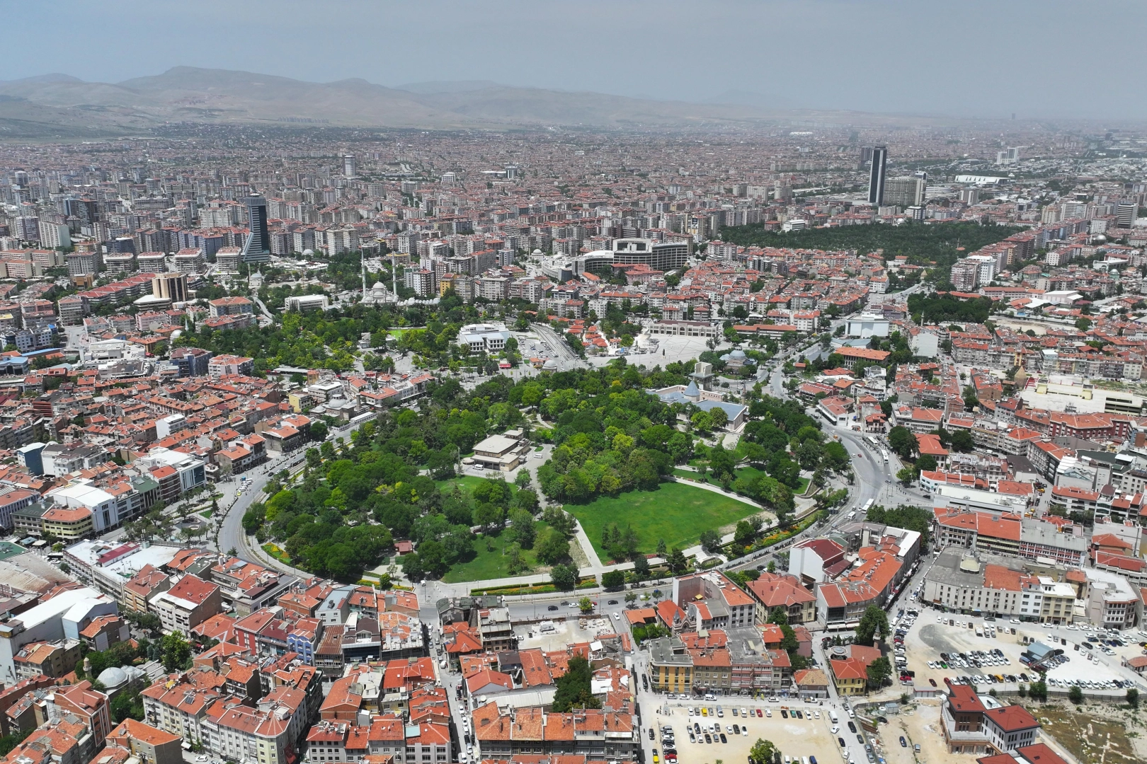 Konya B&uuml;y&uuml;kşehir&rsquo;e dijital d&ouml;n&uuml;ş&uuml;mde iki &ouml;d&uuml;l daha