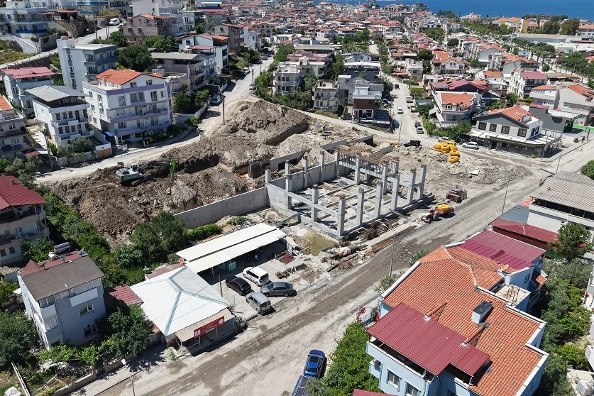 Dikili&rsquo;nin yeni itfaiye binasında y&uuml;zde 30 tamamlandı