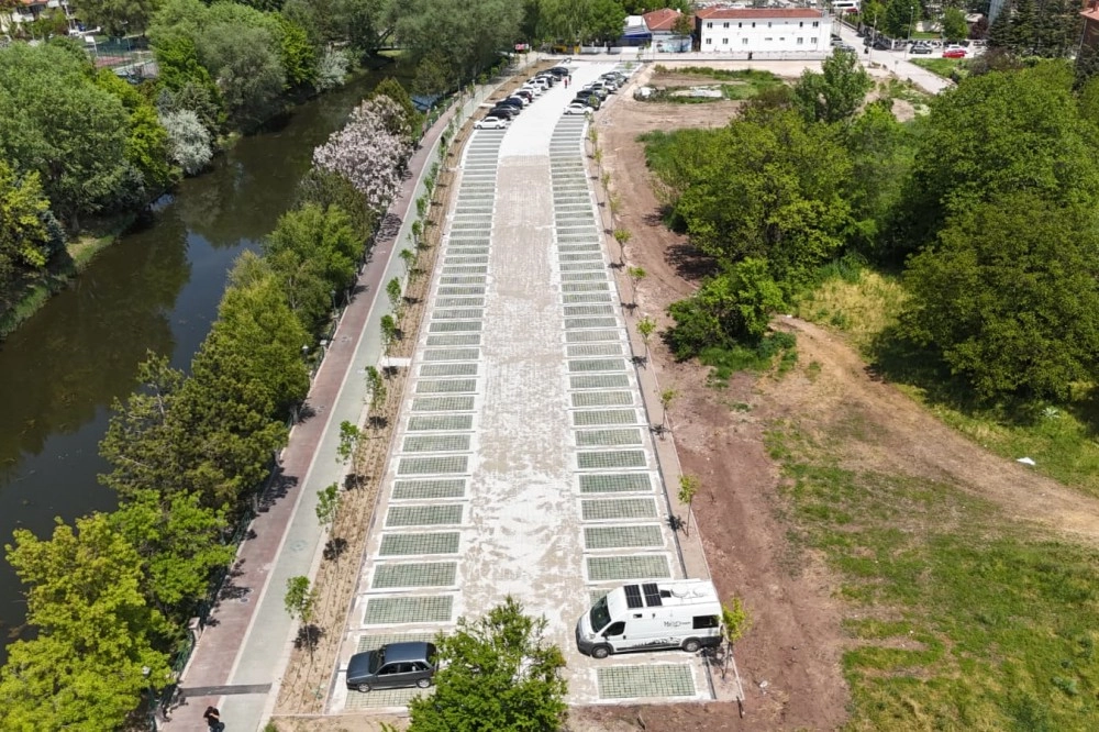 Eskişehir&rsquo;de Kanlıkavak A&ccedil;ık Otoparkı hizmete a&ccedil;ıldı